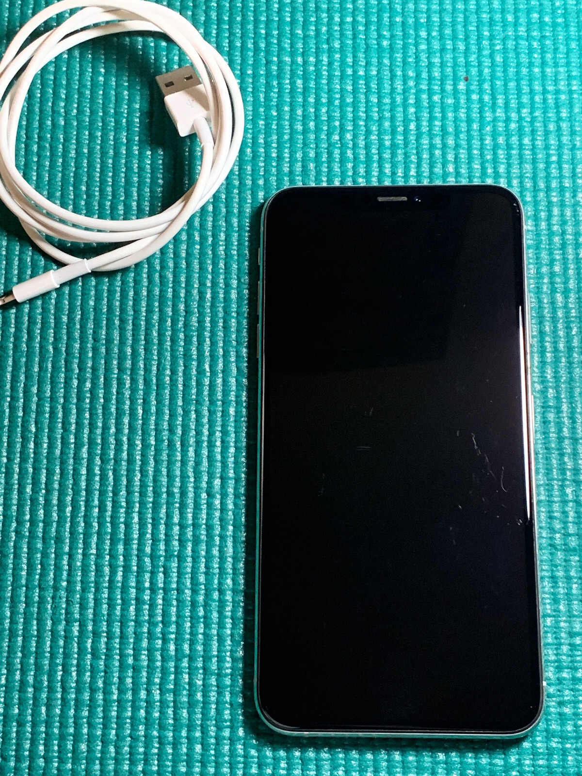 Apple iPhone XS Max - 64GB - Silver (Unlocked) A1921 (CDMA + GSM