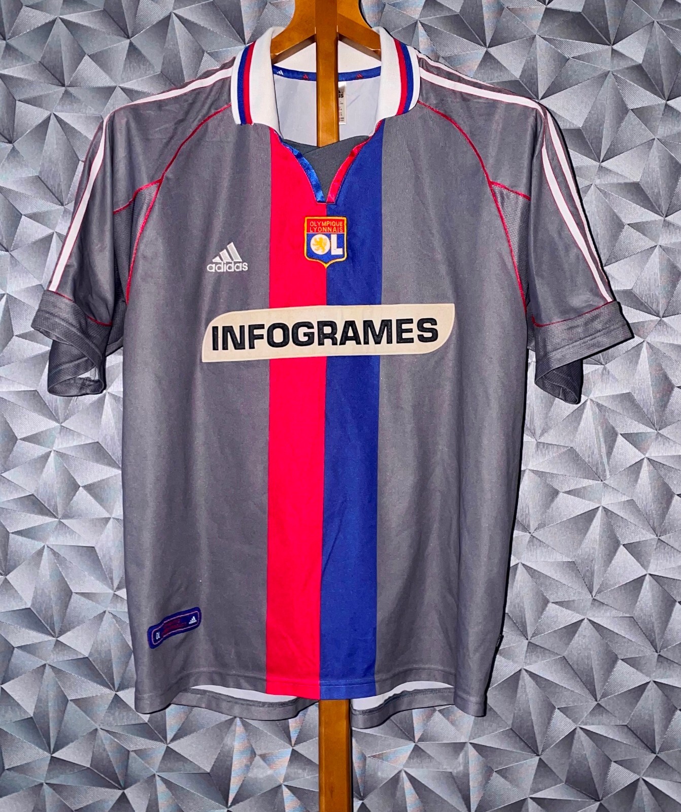 OLYMPIQUE LYONNAIS LYON 2000/2001 THIRD FOOTBALL SHIRT JERSEY