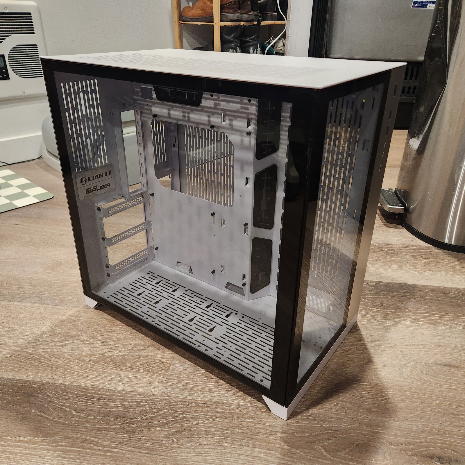 Lian Li O11 Dynamic Der Bauer White PC Computer Case - Used - Good