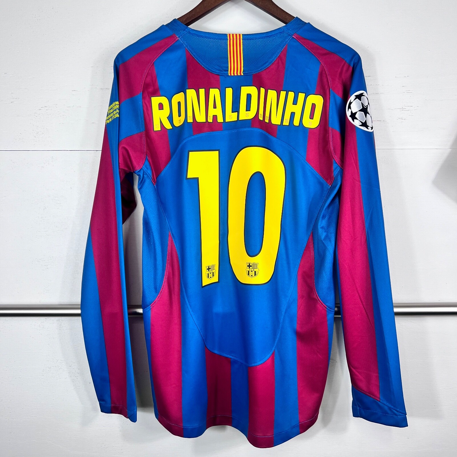 Barcelona 2005-06 Ronaldinho / Marquez | eBay