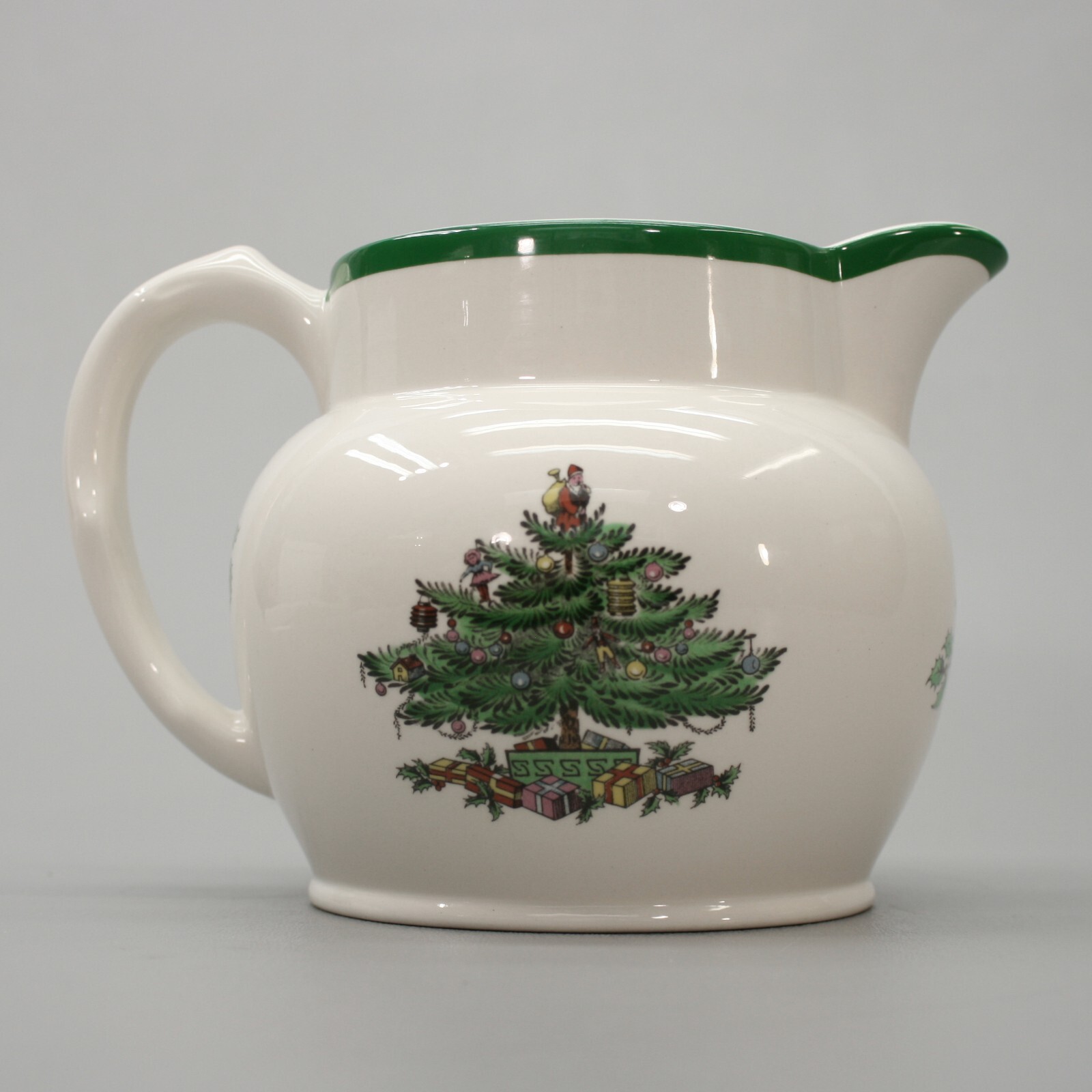 Spode 24 oz Pitcher Juice Water Milk Sauce Jug Christmas Tree
