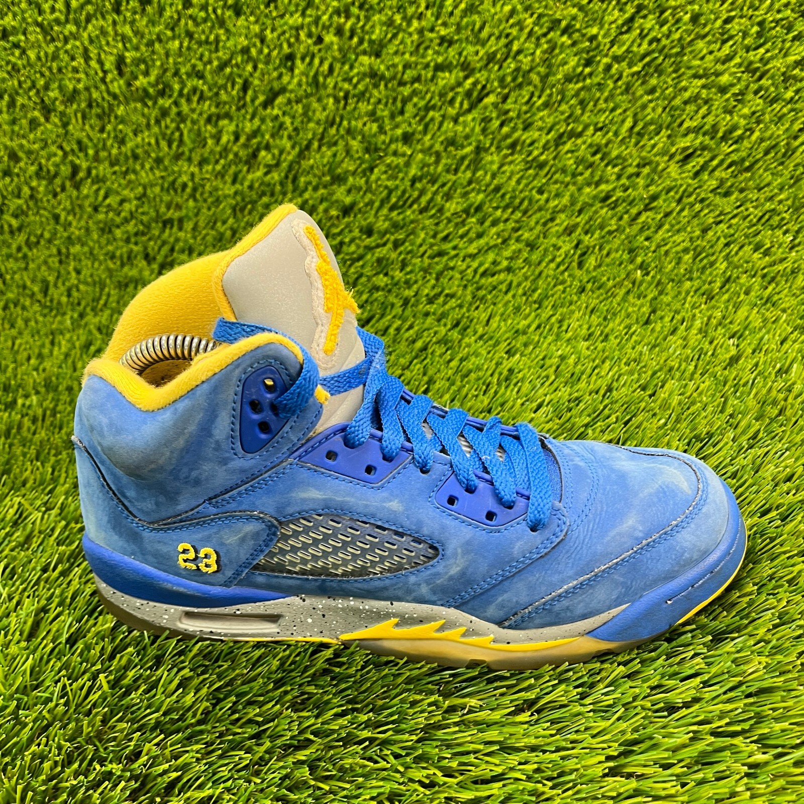 Nike Air Jordan 5 Retro Boys Size 6.5Y Blue Yellow Athletic Shoes
