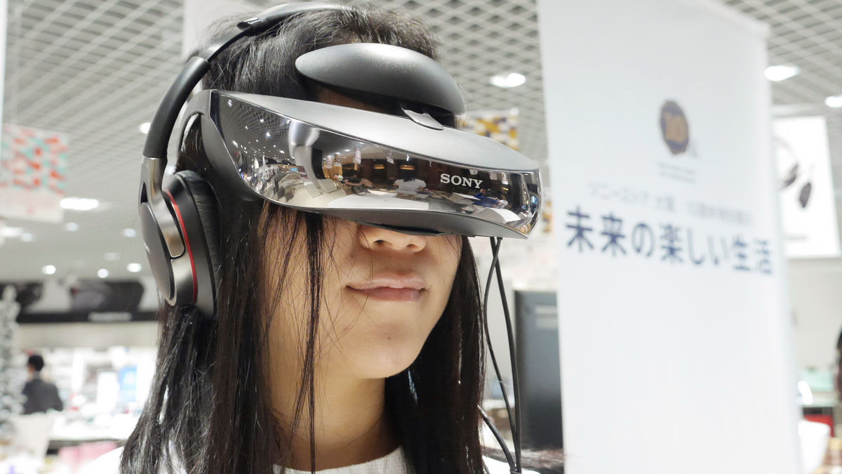 アイマス」や実録ライブ映像を360度体験できるソニーの「ヘッド