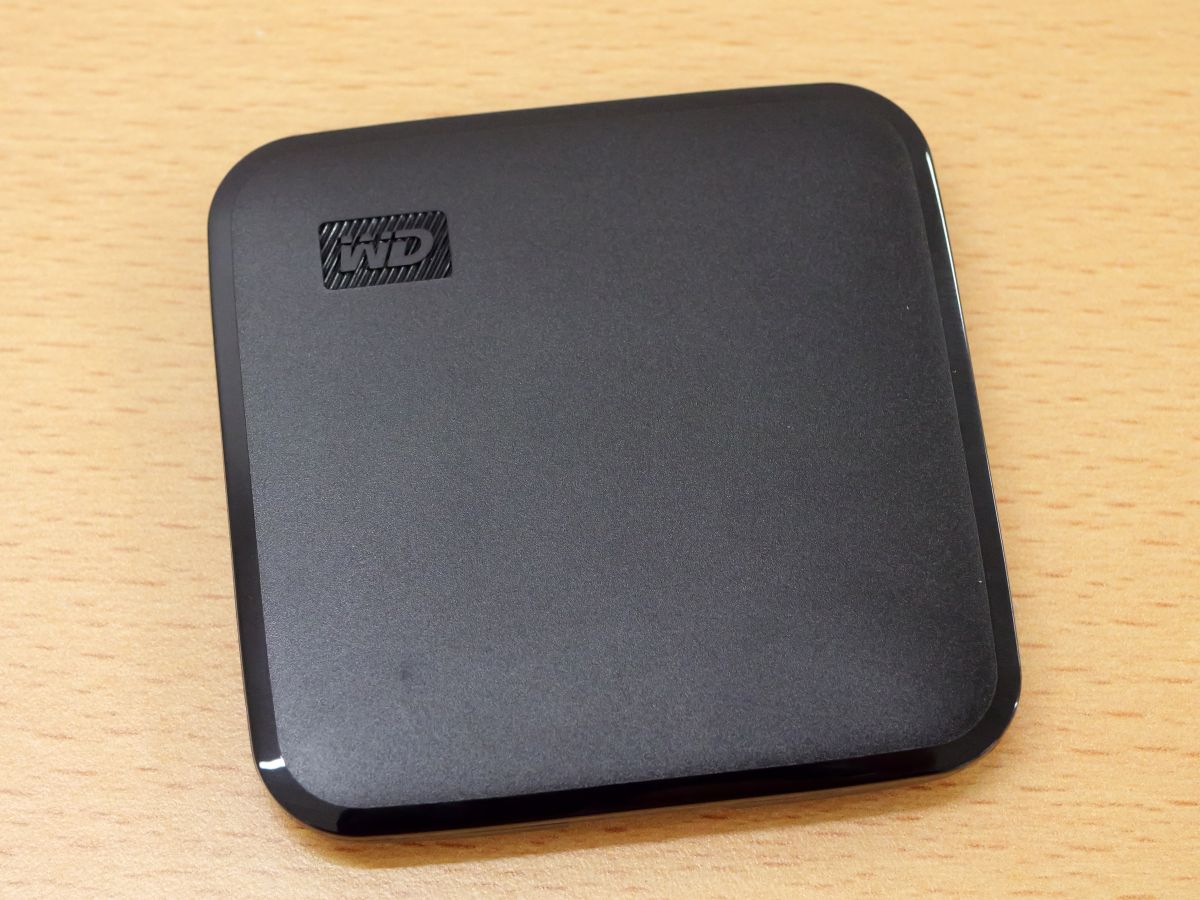 小型軽量で手軽にファイルを保存できる大容量外付けSSD「WD Elements