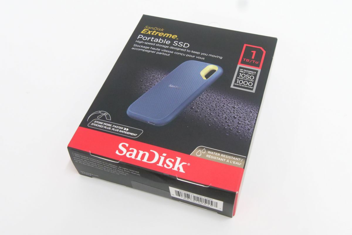 1TBの大容量をコンパクトな手のひらサイズに収めたポータブルSSD