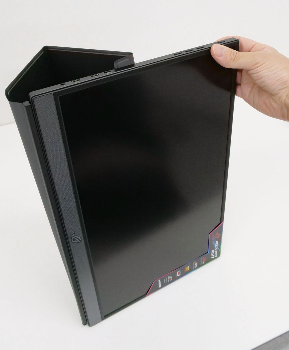 重量わずか1.1kgで240Hz＆応答速度3ms＆IPSパネルなポータブル