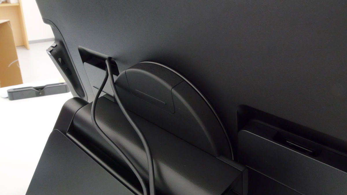 4Kマルチタッチ液タブ「Wacom Cintiq Pro 27」の専用スタンド「Wacom