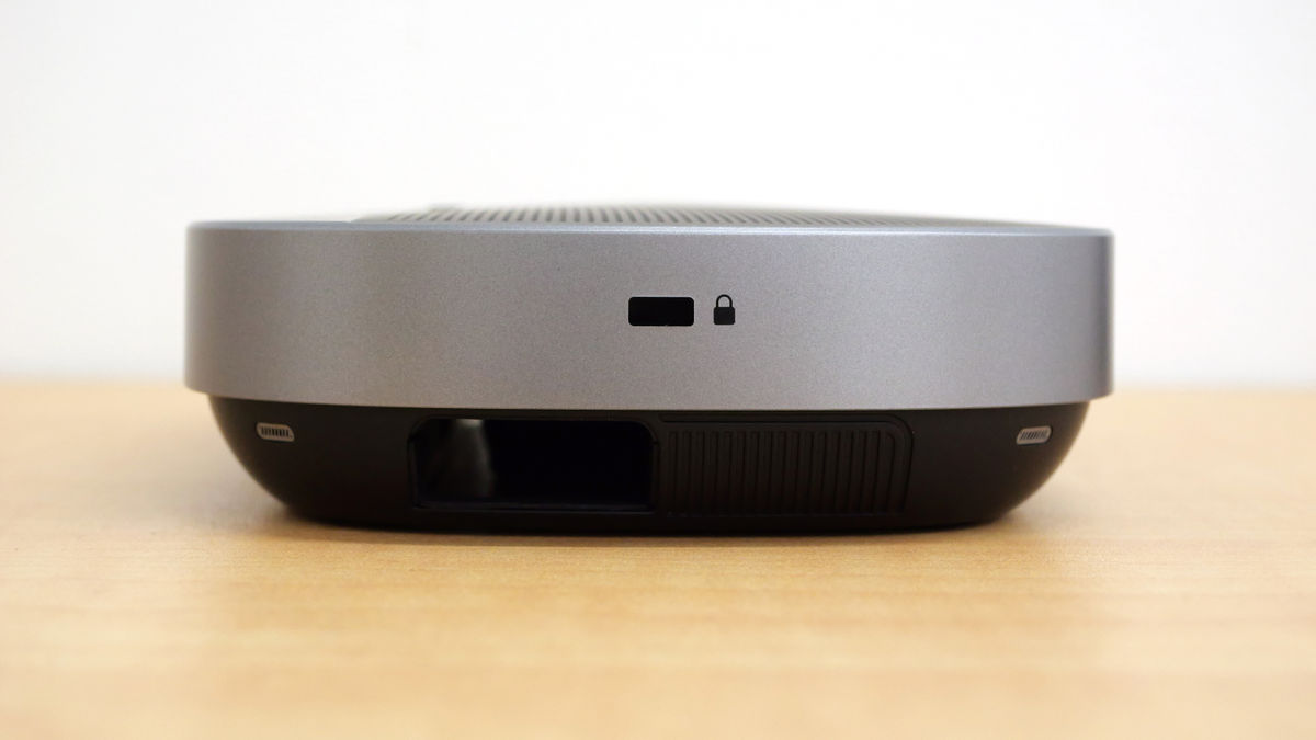 ノイズ抑制機能やクリアな音声出力が可能で最大5台連結可能なAnkerの