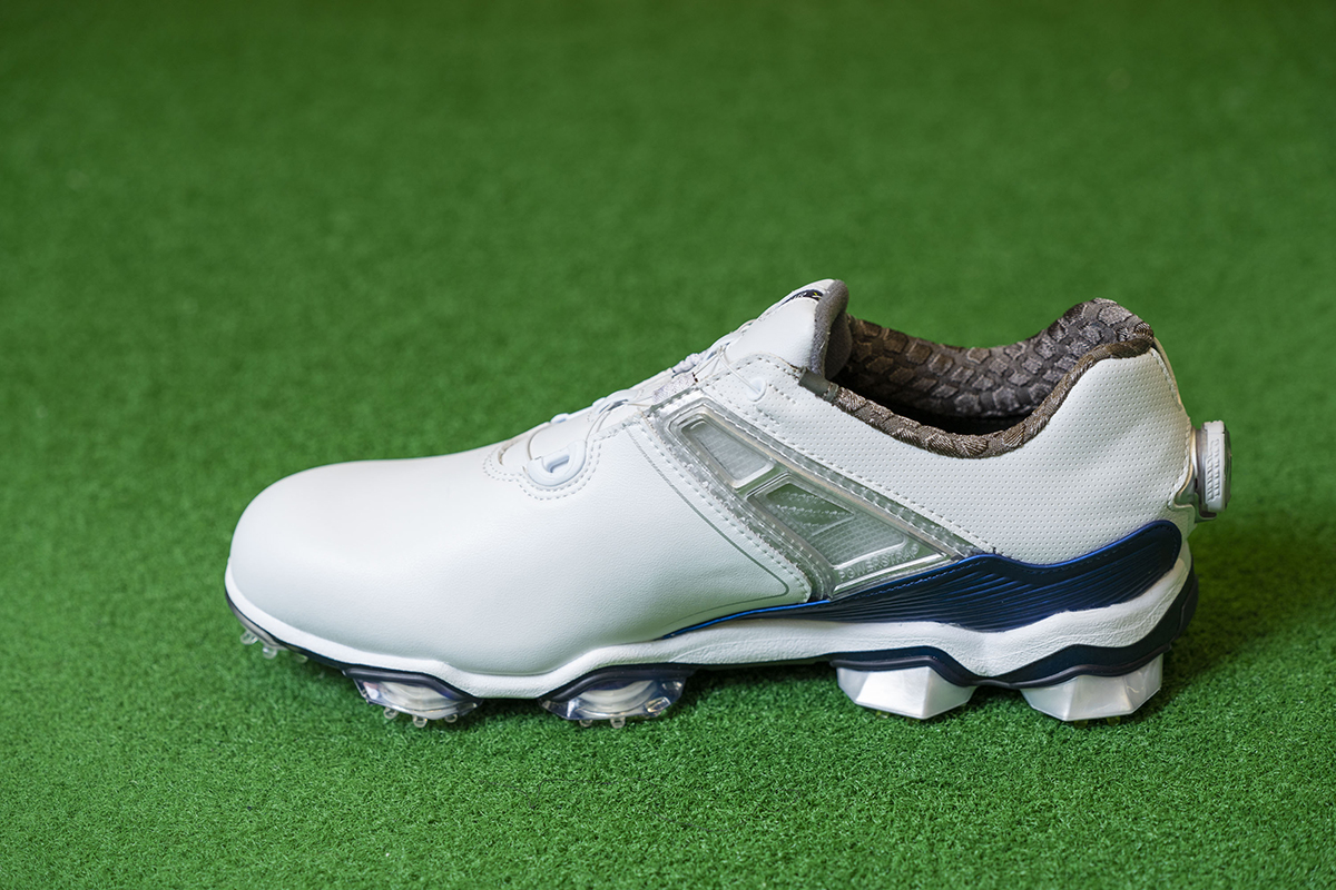 フットジョイ「ツアーX ボア シューズ」を試し履き｜GDO ゴルフ