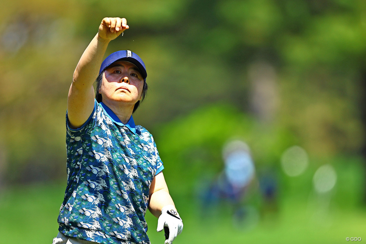 ナイキ SQ プレミアム ディスタンス シルバー アライメント入りの試打