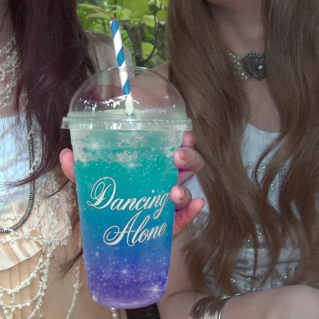 DANCING ALONE (PARKMOONCHI Mix).zip ‑「EP」by KiiiKiii | Spotify