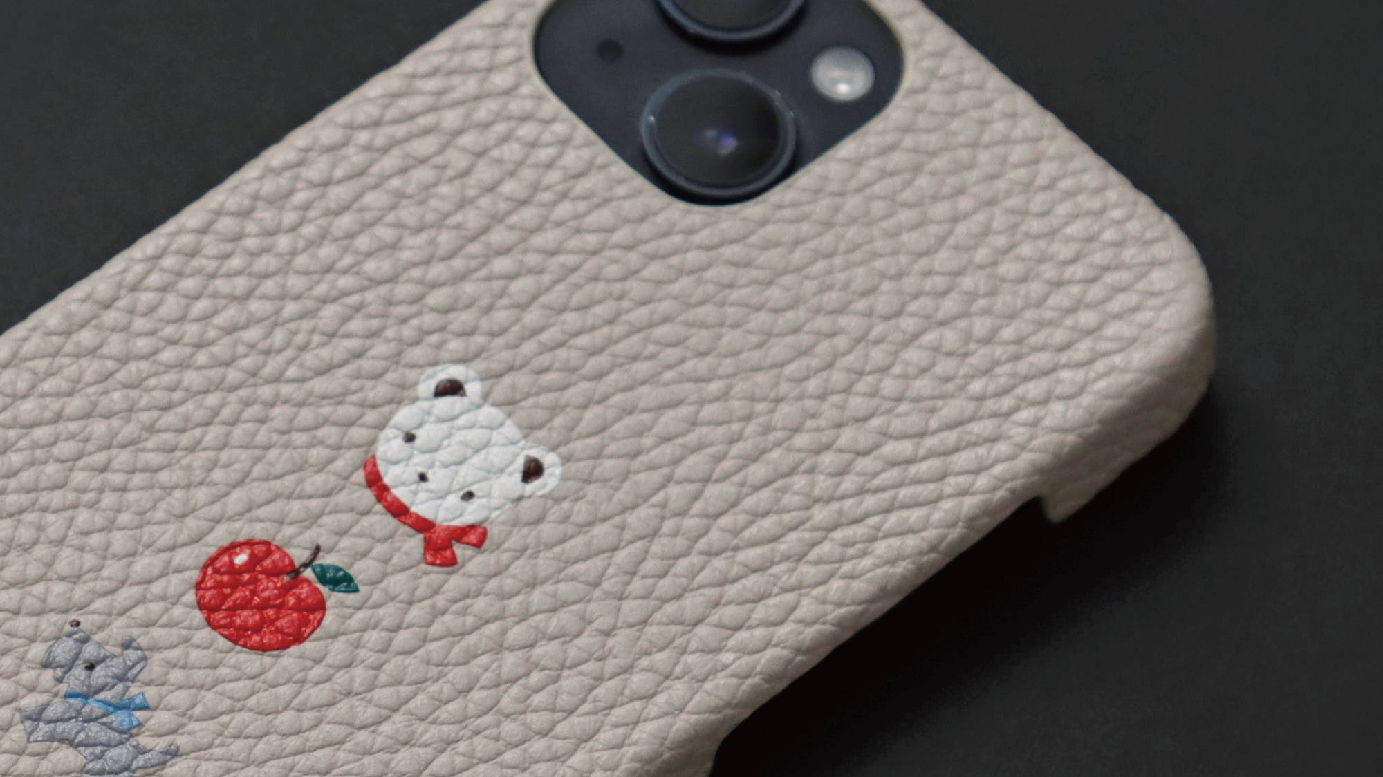 カラー×アート×機種×オプションが選べる、カスタマイズスマホケースに