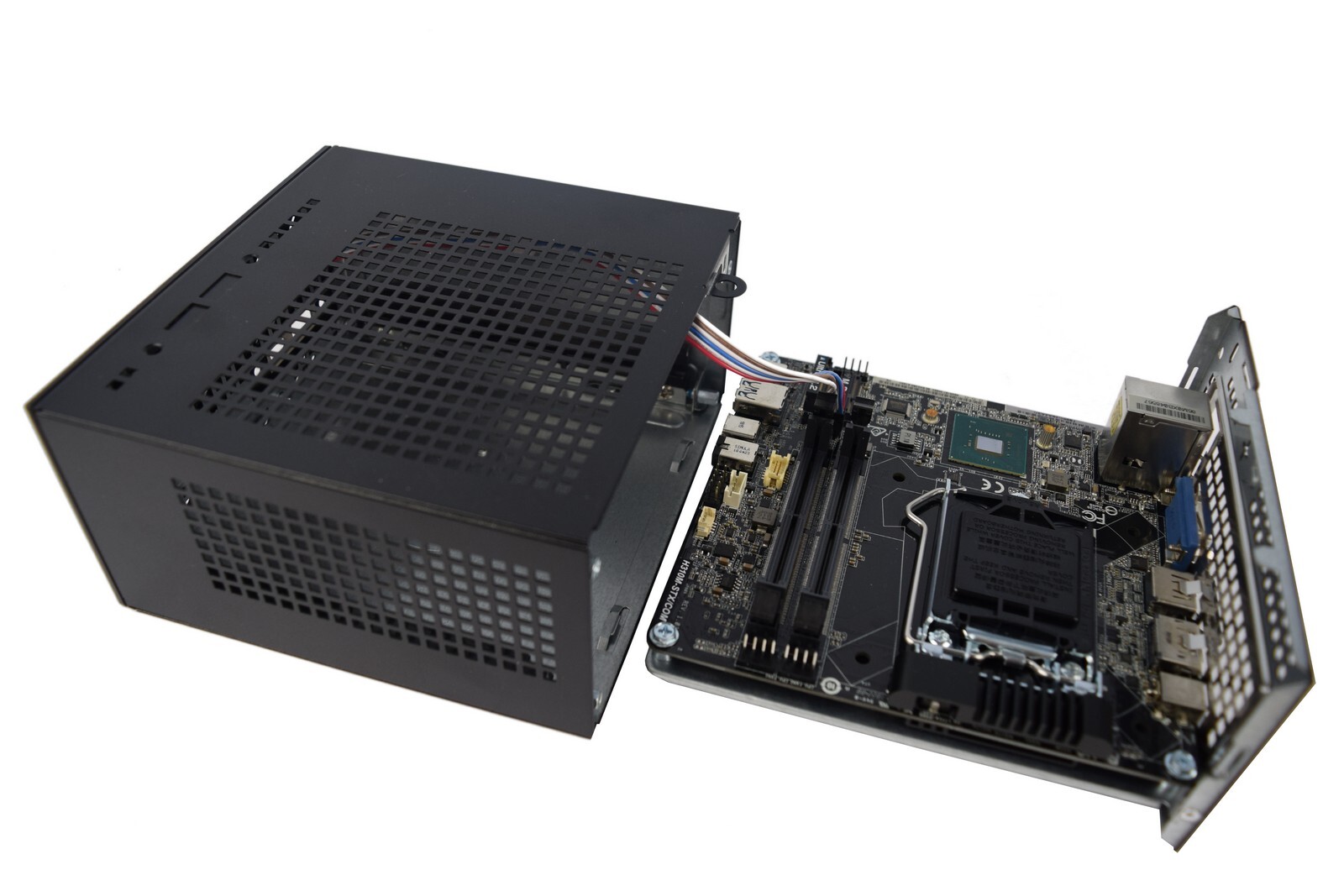 Asrock DeskMini 310 Review | PCMag
