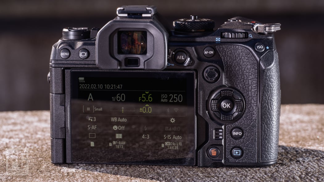 OM System OM-1 Review | PCMag