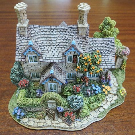 52 件の「リリパットレーン」や「ミニチュアハウス」のアイデアを