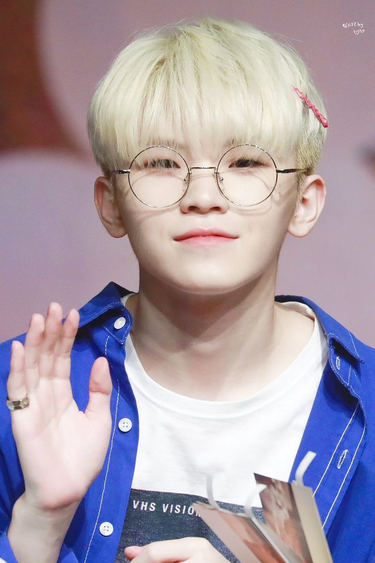 ウジ イ・ジフン」のアイデア 120 件 | ジフン, seventeenウジ, セブチ