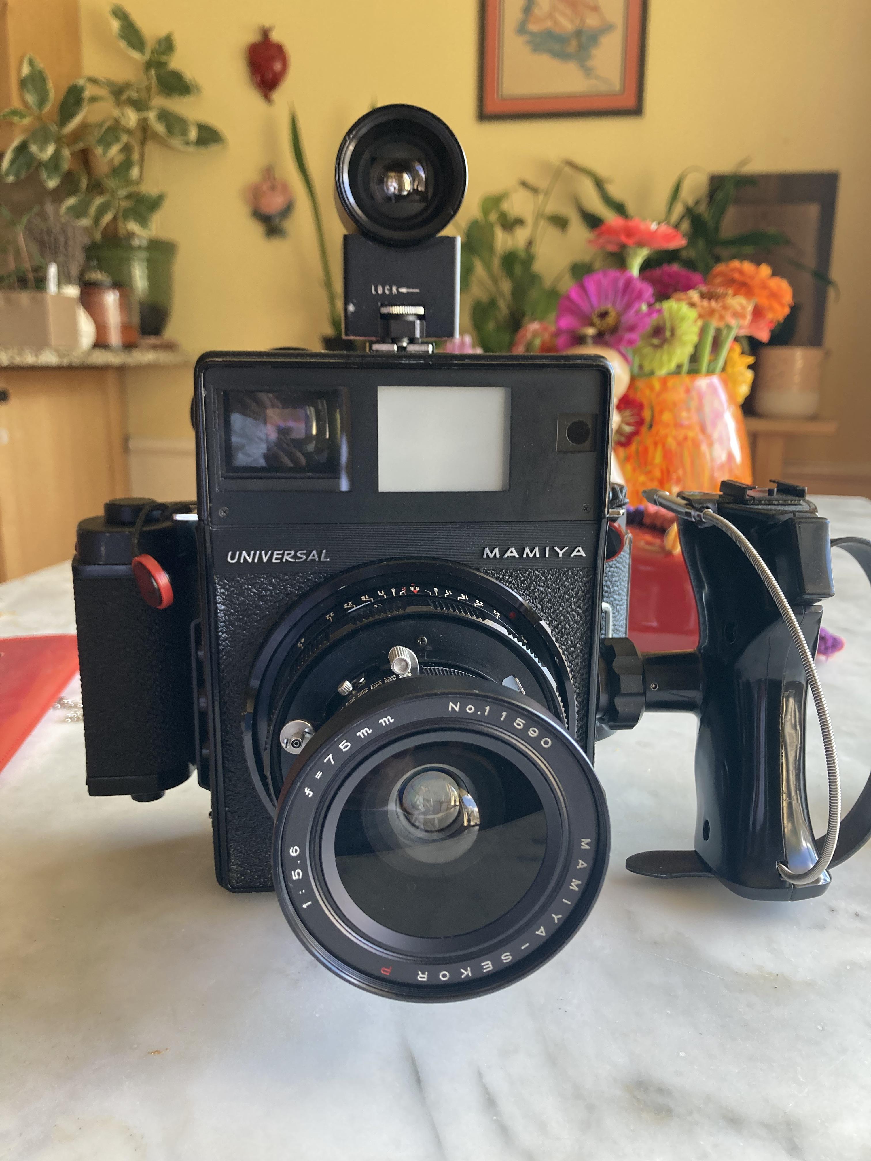 Mamiya-Sekor P 75mm f5.6 - no aperture clicks? : r/Mamiya