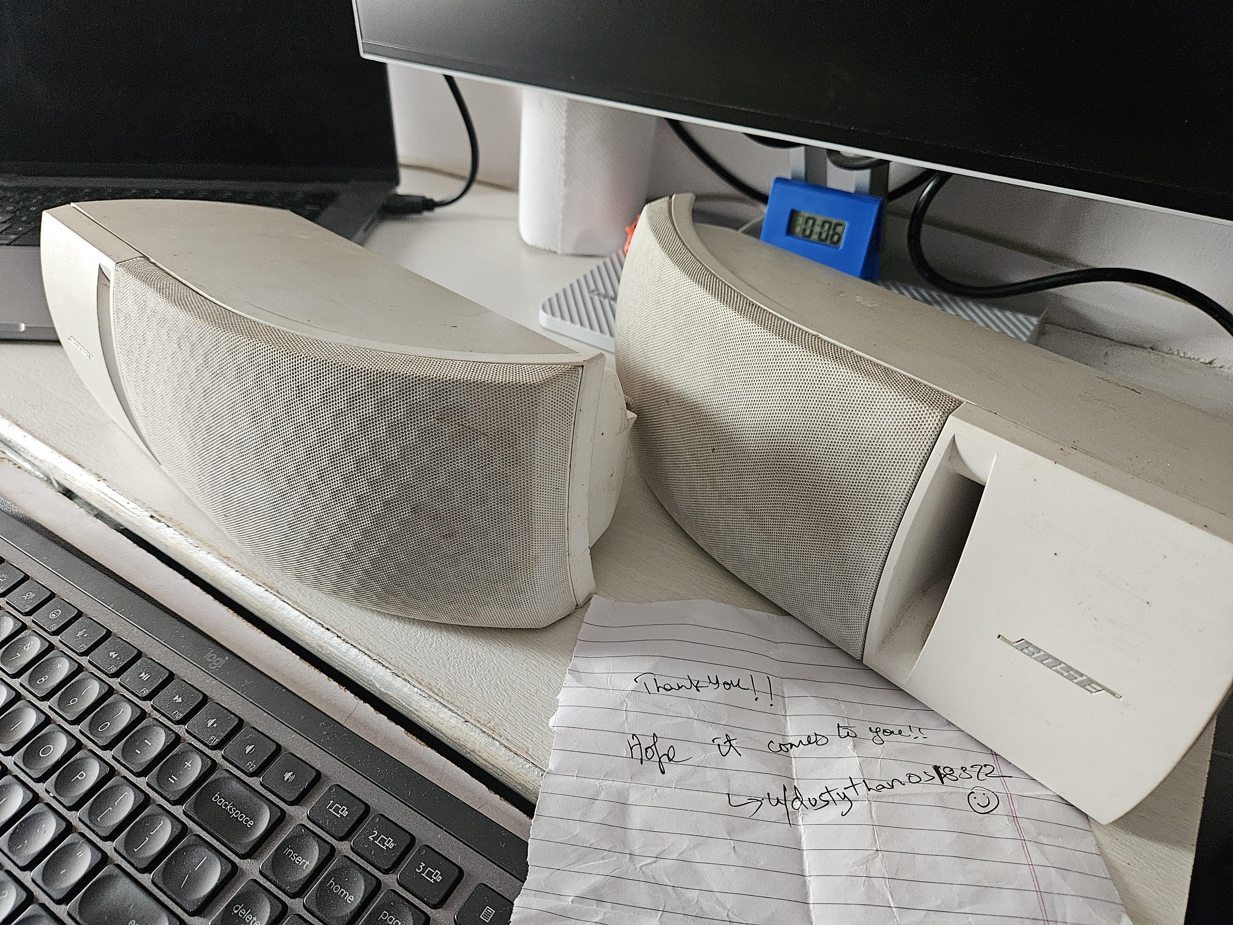 中古のBose 161のシェルフスピーカーを35ドルで買ったんだけど、これっ