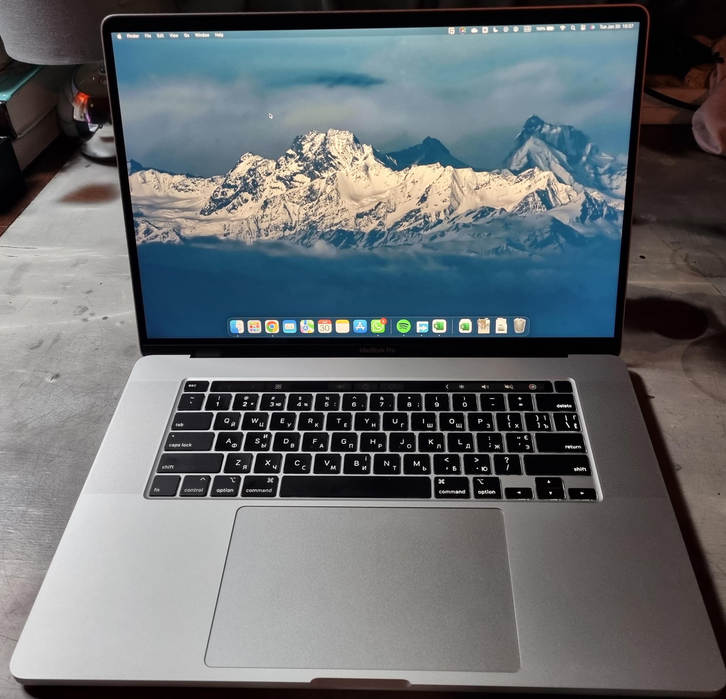 My 2019 Macbook pro 16-inch, still really love this thing :-) : r