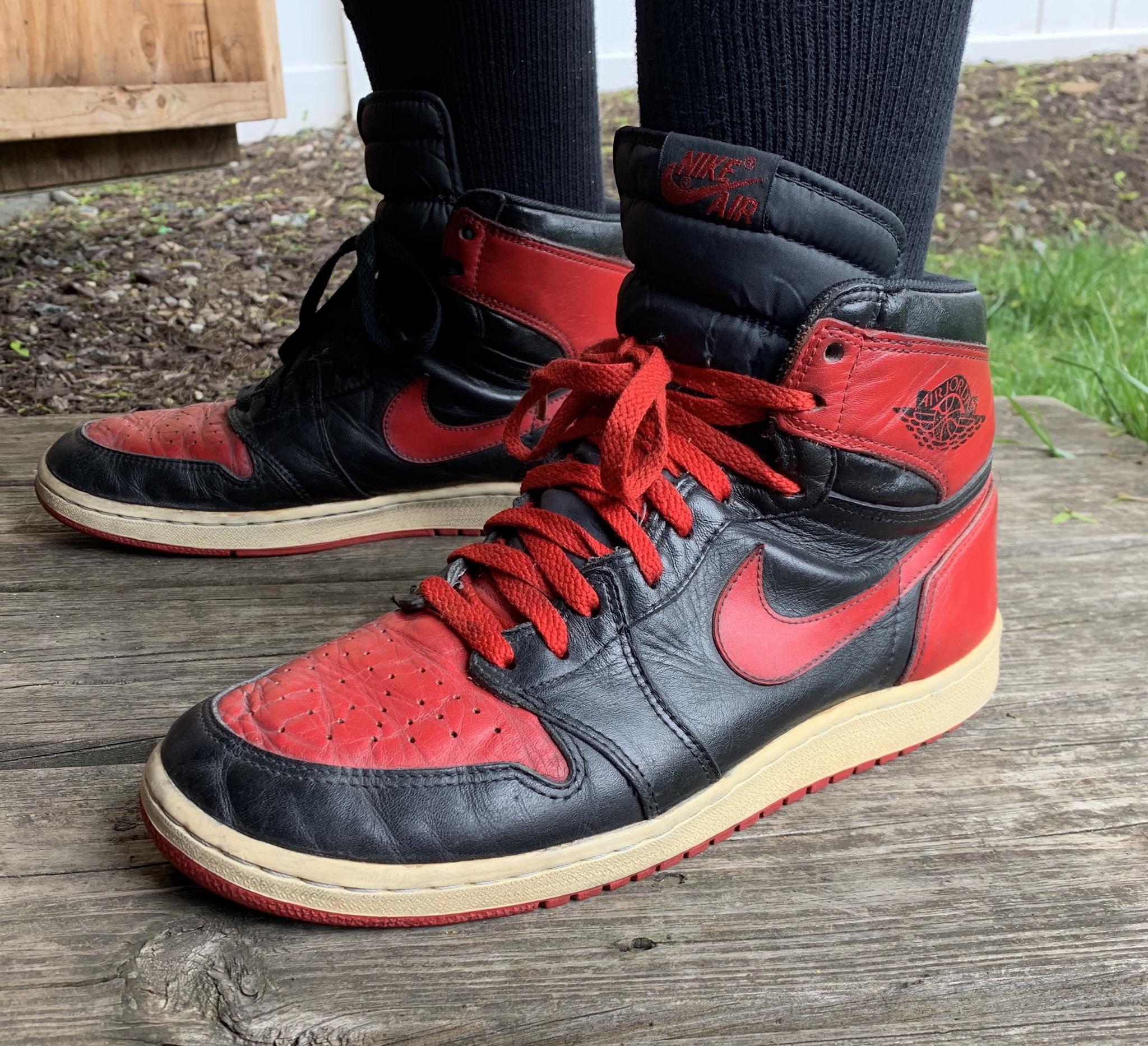 全てを始めた靴。オリジナル1985年製ブラック＆レッド エアジョーダン1