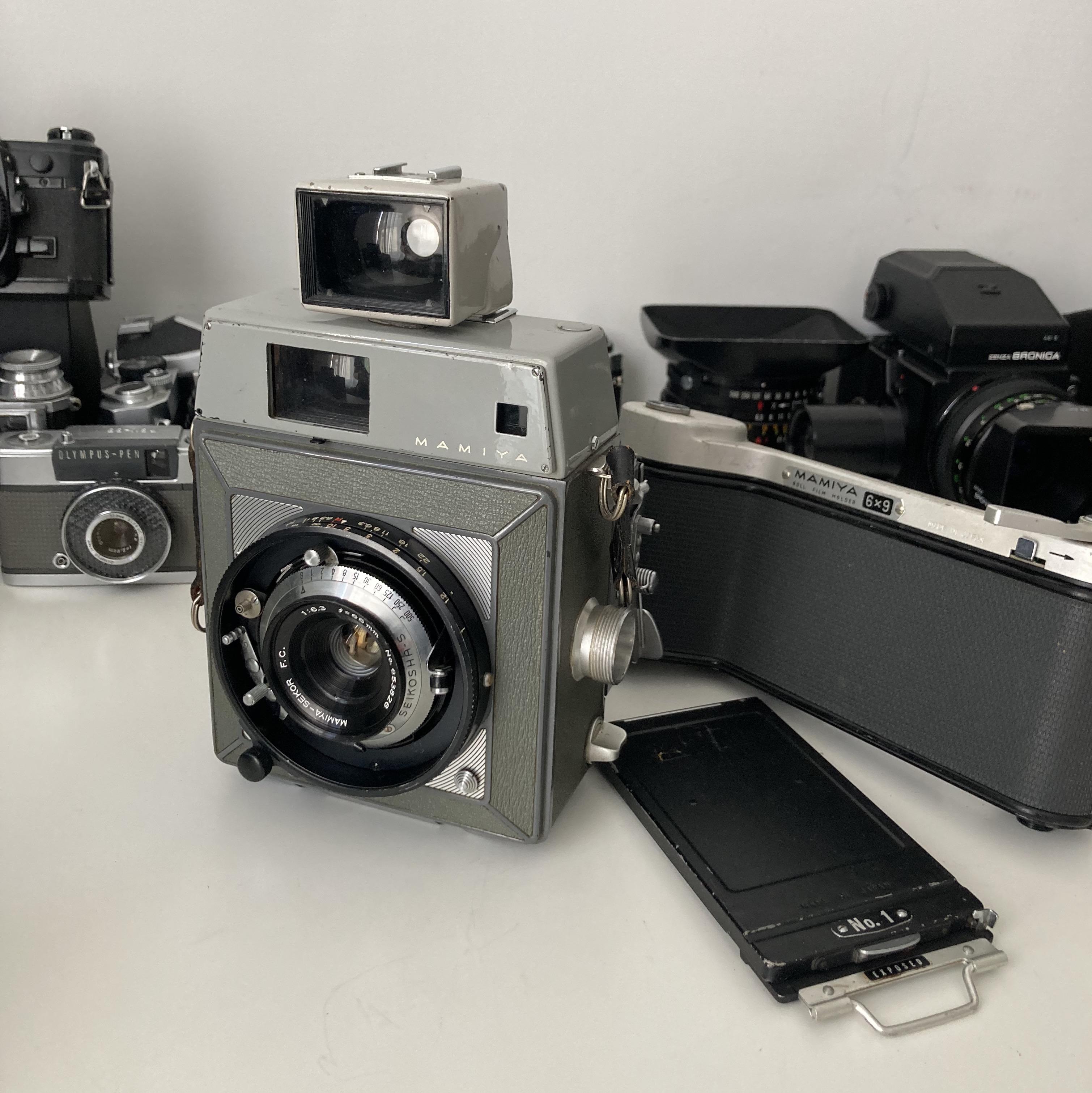 すごく手頃で過小評価されてる中判カメラ。オリジナルのマミヤプレスは