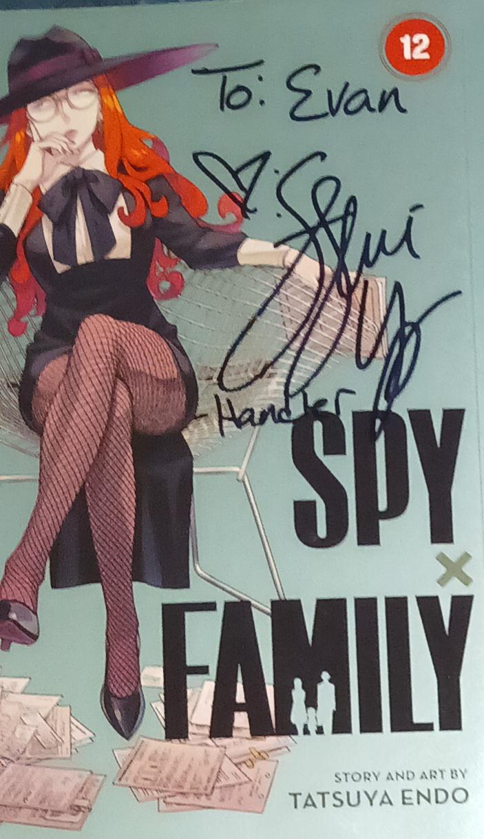 サイン入りSPY×FAMILYハンドラー漫画巻 : r/SpyxFamily