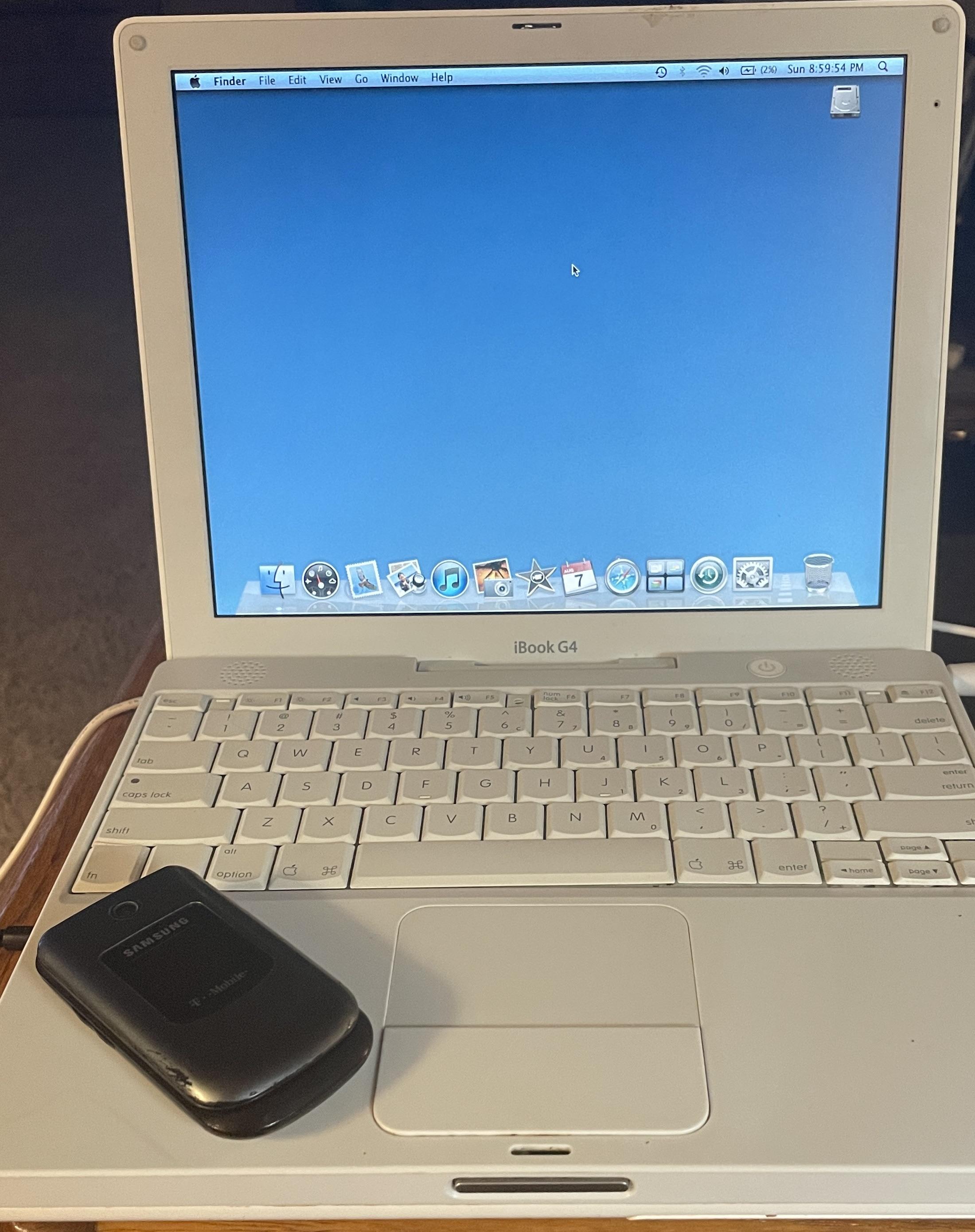 Nearly 20 year old iBook G4 still works : r/BuyItForLife