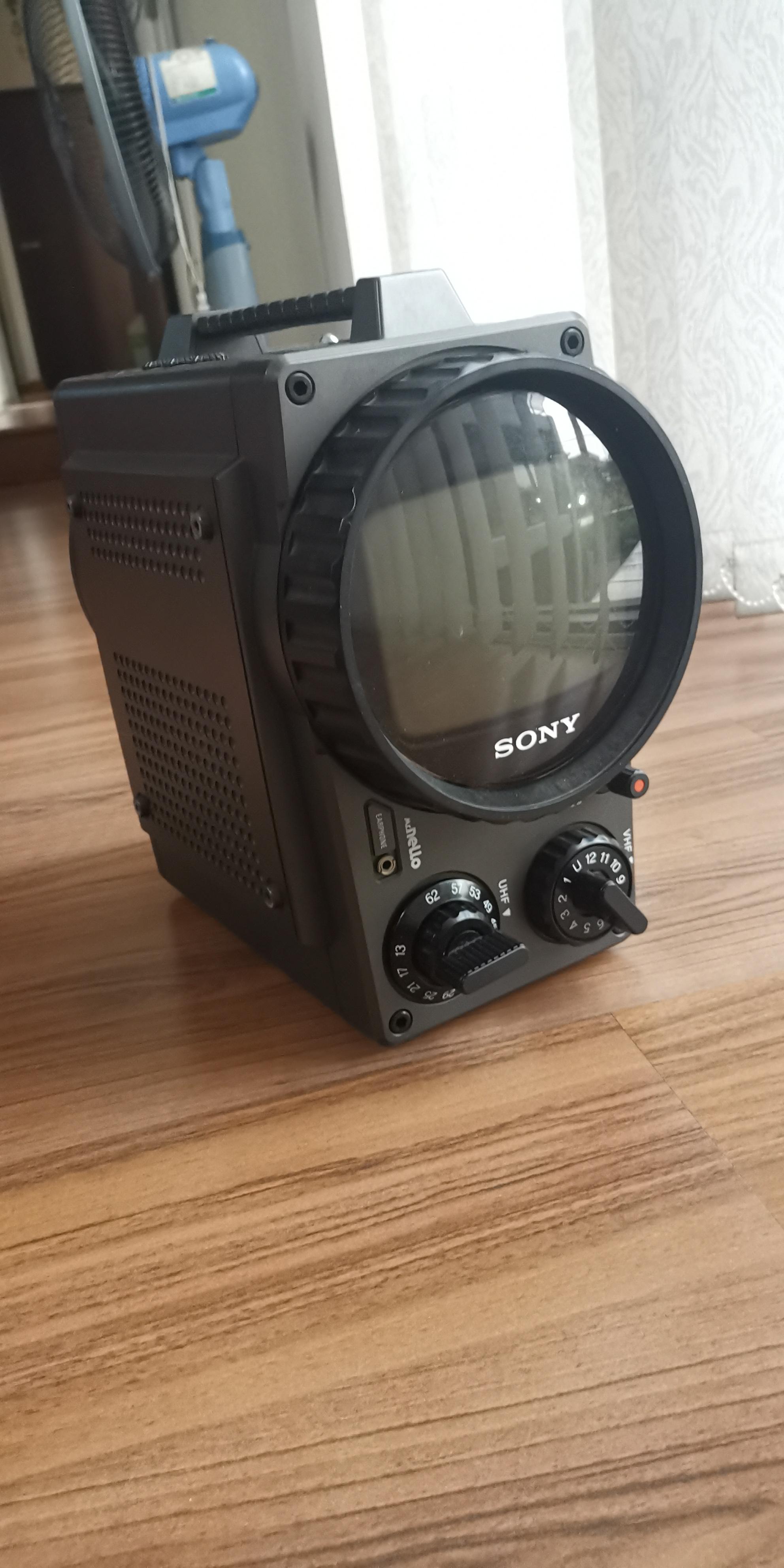 sony tv501 b/w.. (mr. nello)​ got it from japan. : r/crtgaming