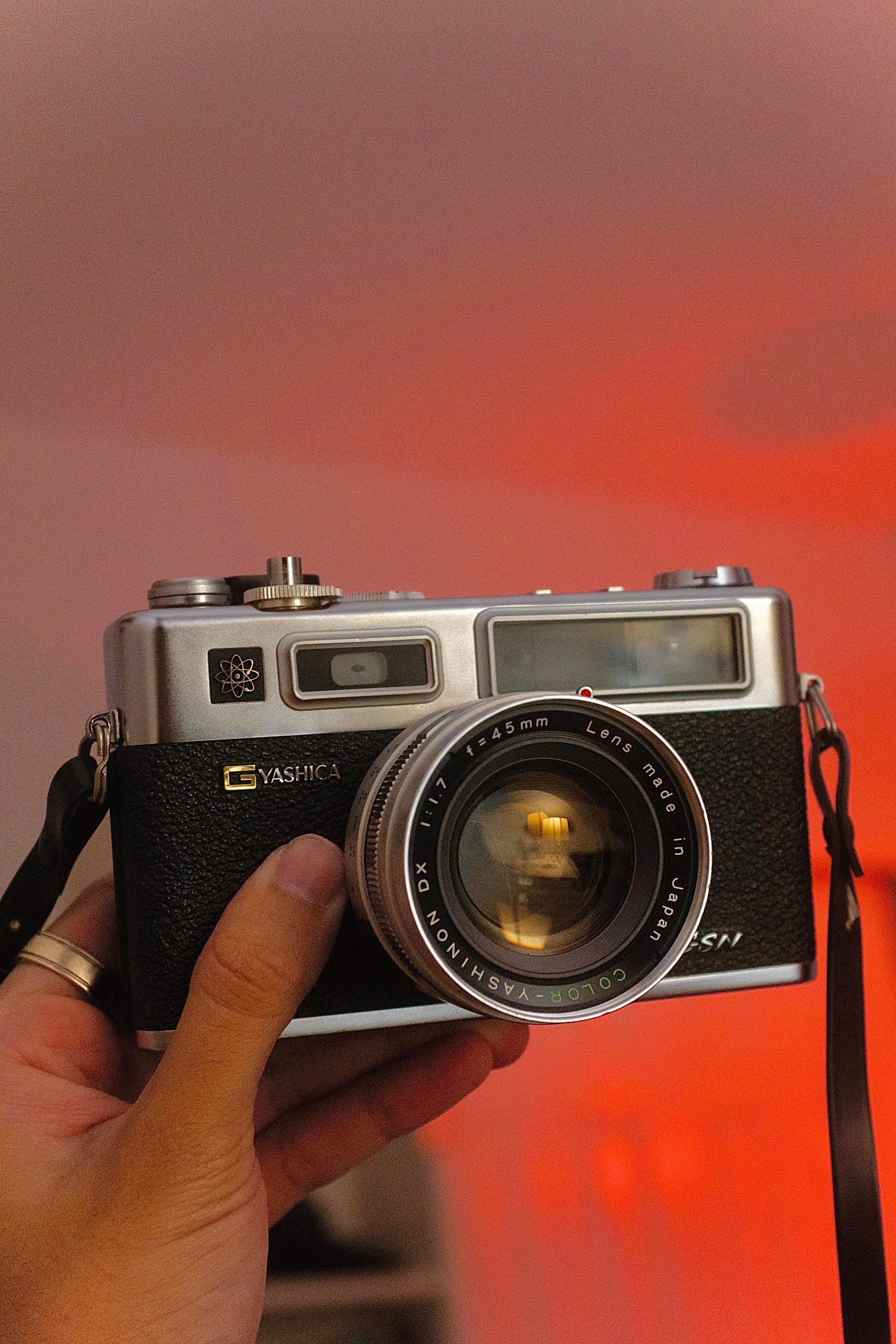 初めてのフィルムカメラを手に入れたんだ！ Yashica Electro 35 GSN