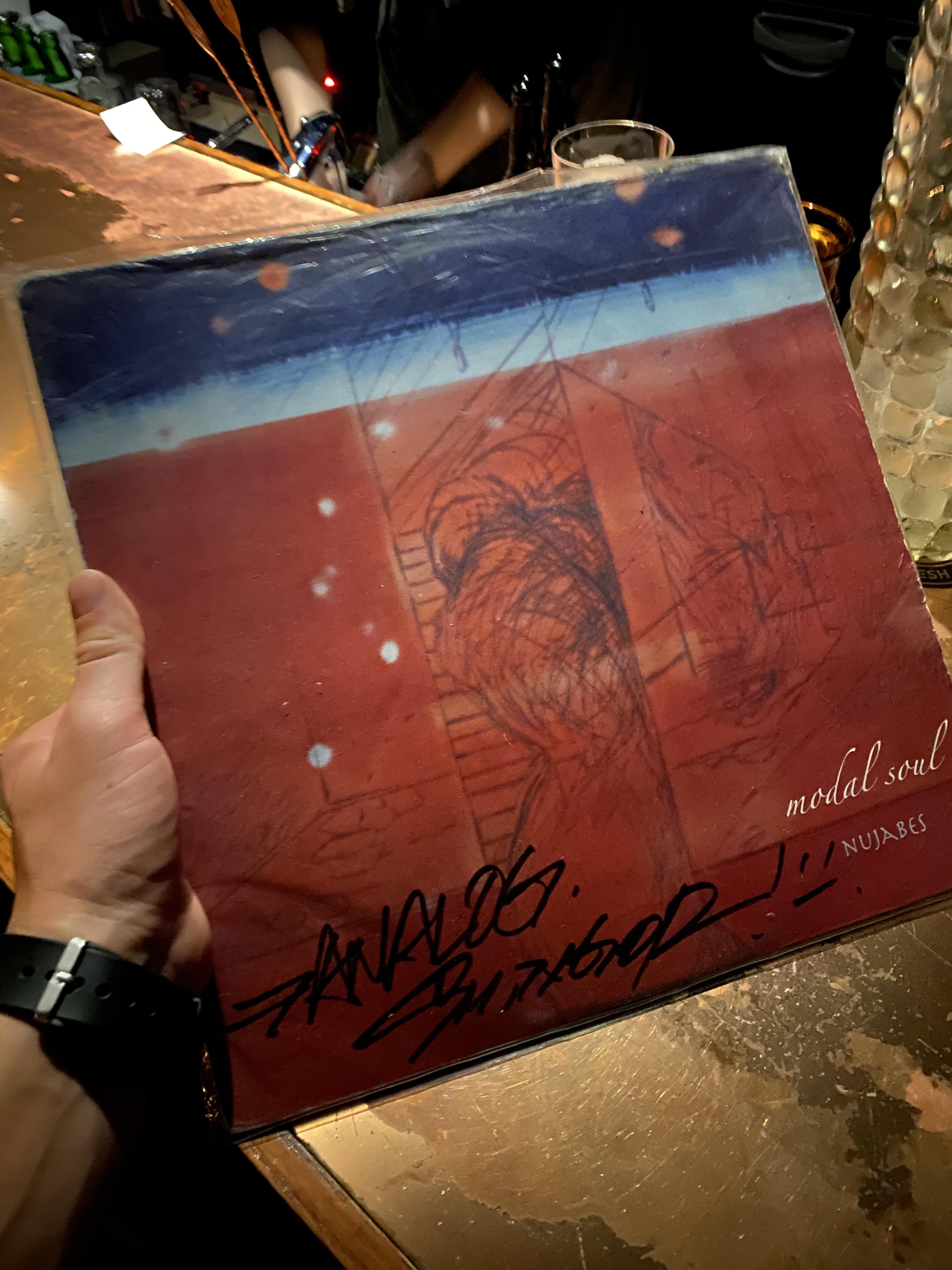 東京のRecord Bar AnalogでShing02のサイン入り見つけた！ : r/Nujabes