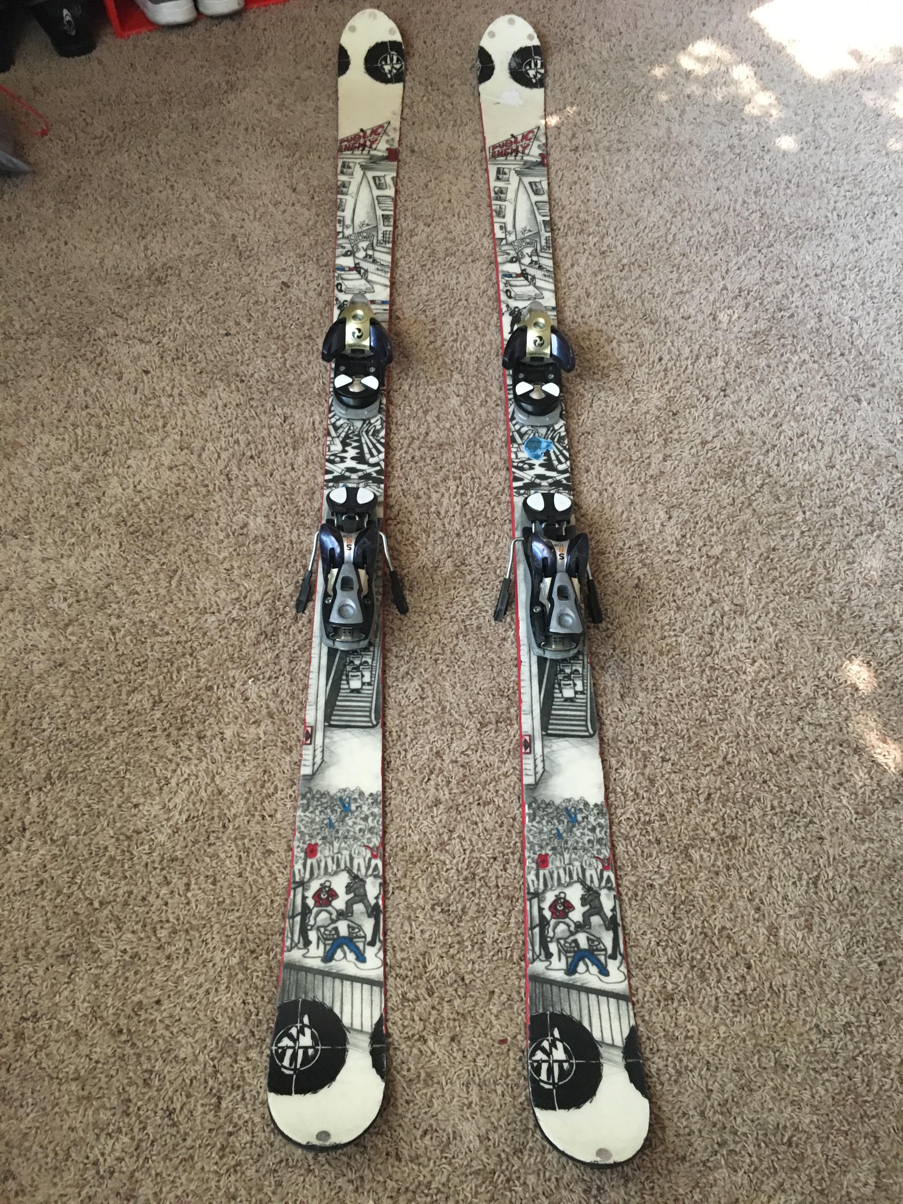 10年ぶりに倉庫から引っ張り出したぜ。2004年製のK2 Public Enemy