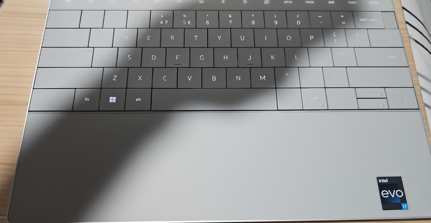 Dell xps 13 plus 9320 light grey backlight keyboard with white