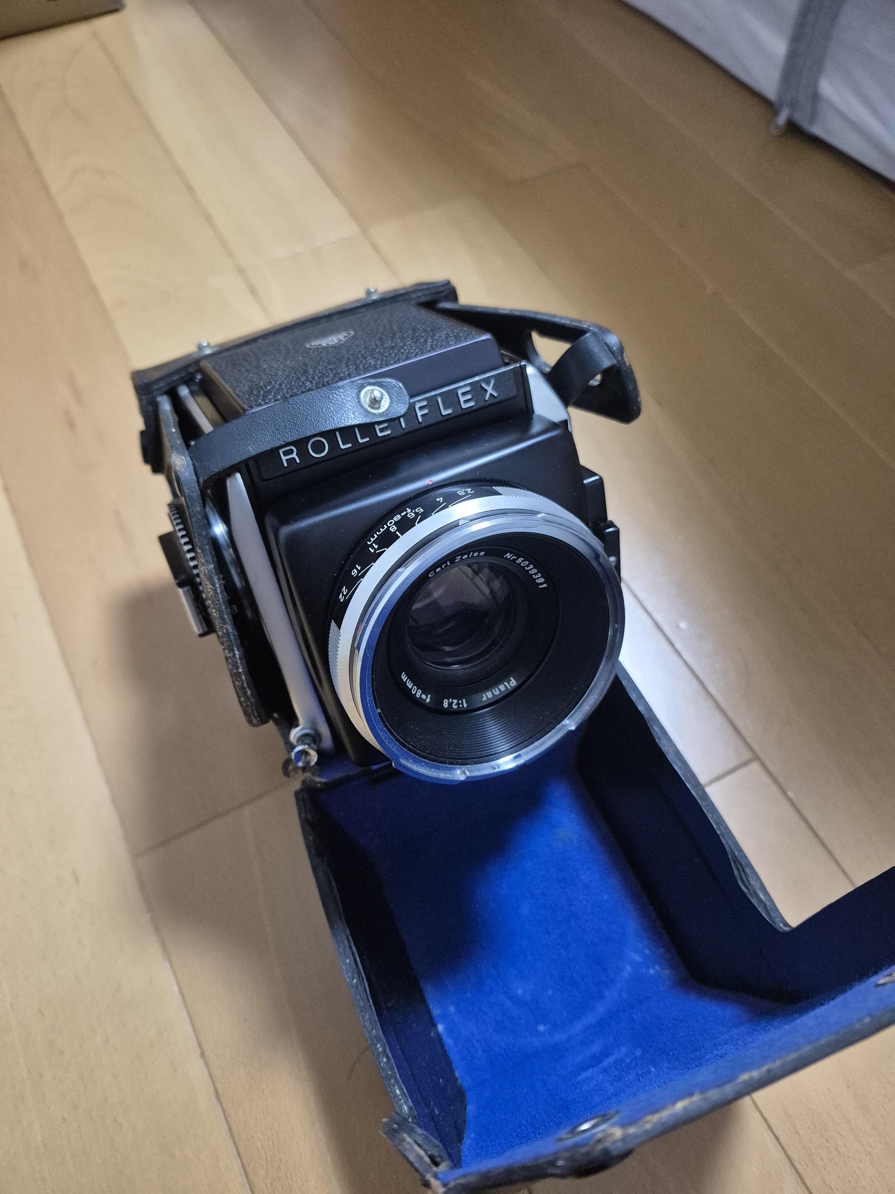 Rollei SL66買ったんだけど、BronicaのレンズをRollei SL66に付け