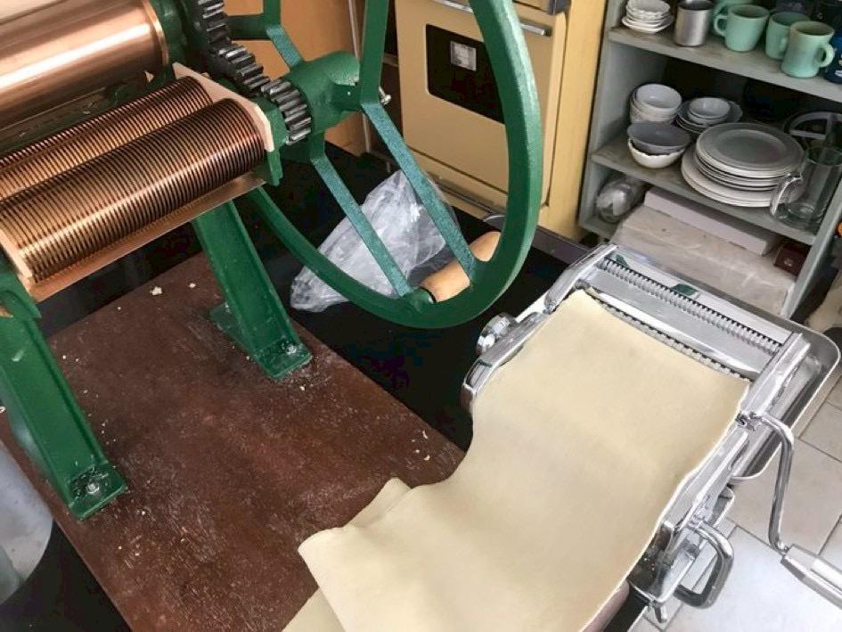 Do you know 小野式製麺機(Ono noodle machine)? : r/ramen