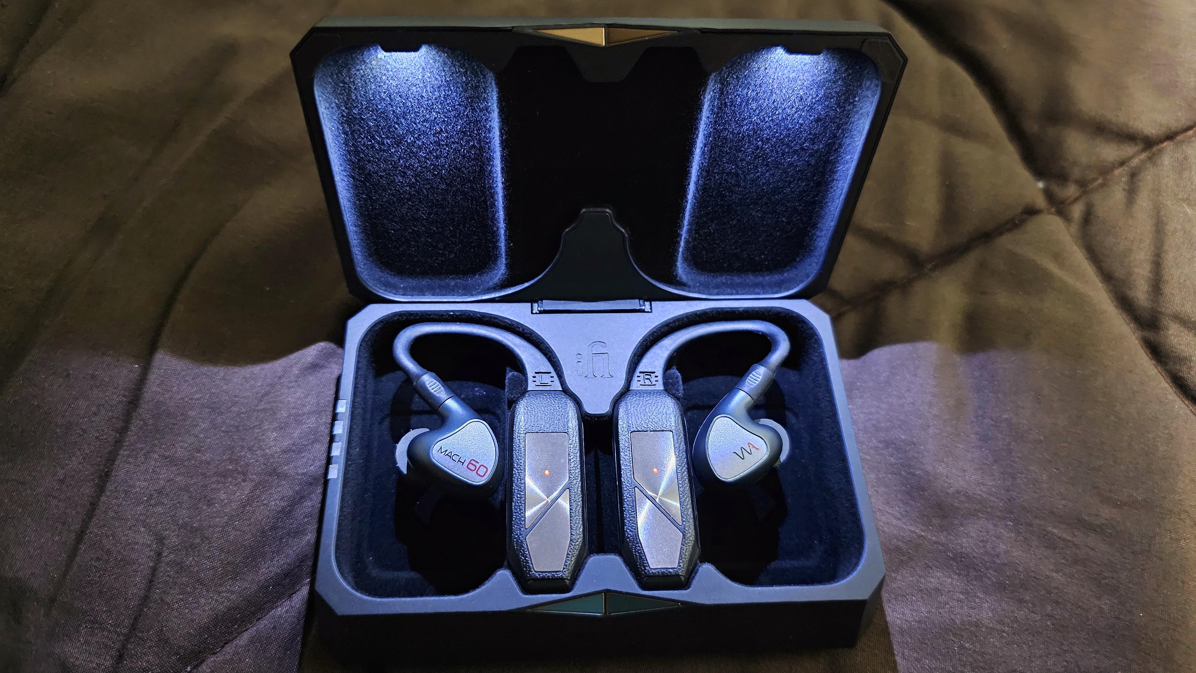 第一印象としては、iFi Go PodsとWestone Mach 60sの組み合わせは