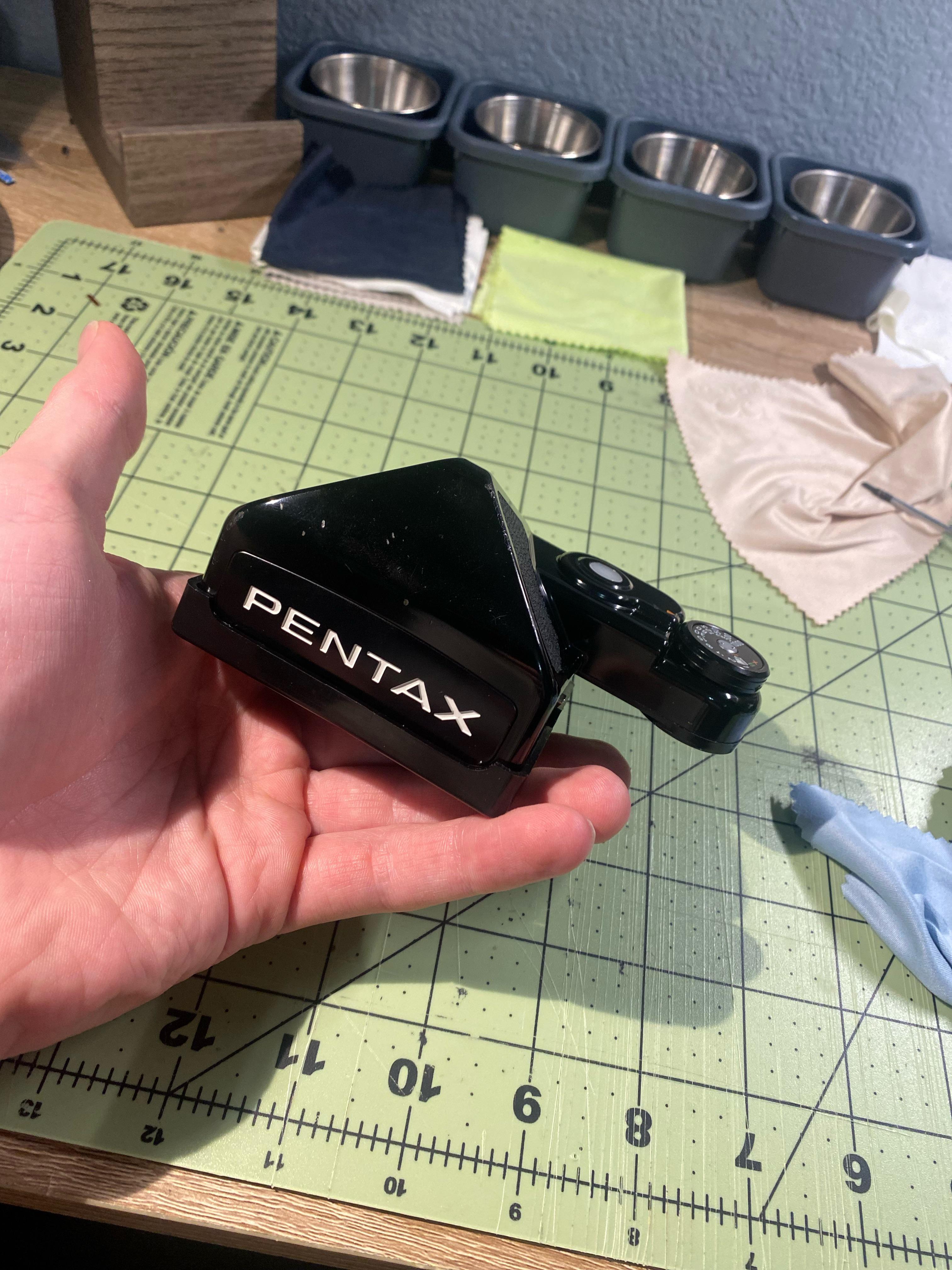 Pentax 67 TTL の露出計、1段くらいズレてるんだよね。後期型の