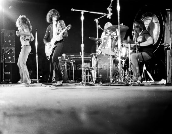 レッド・ツェッペリンが1972年6月25日にLAフォーラムで演奏。47年前の
