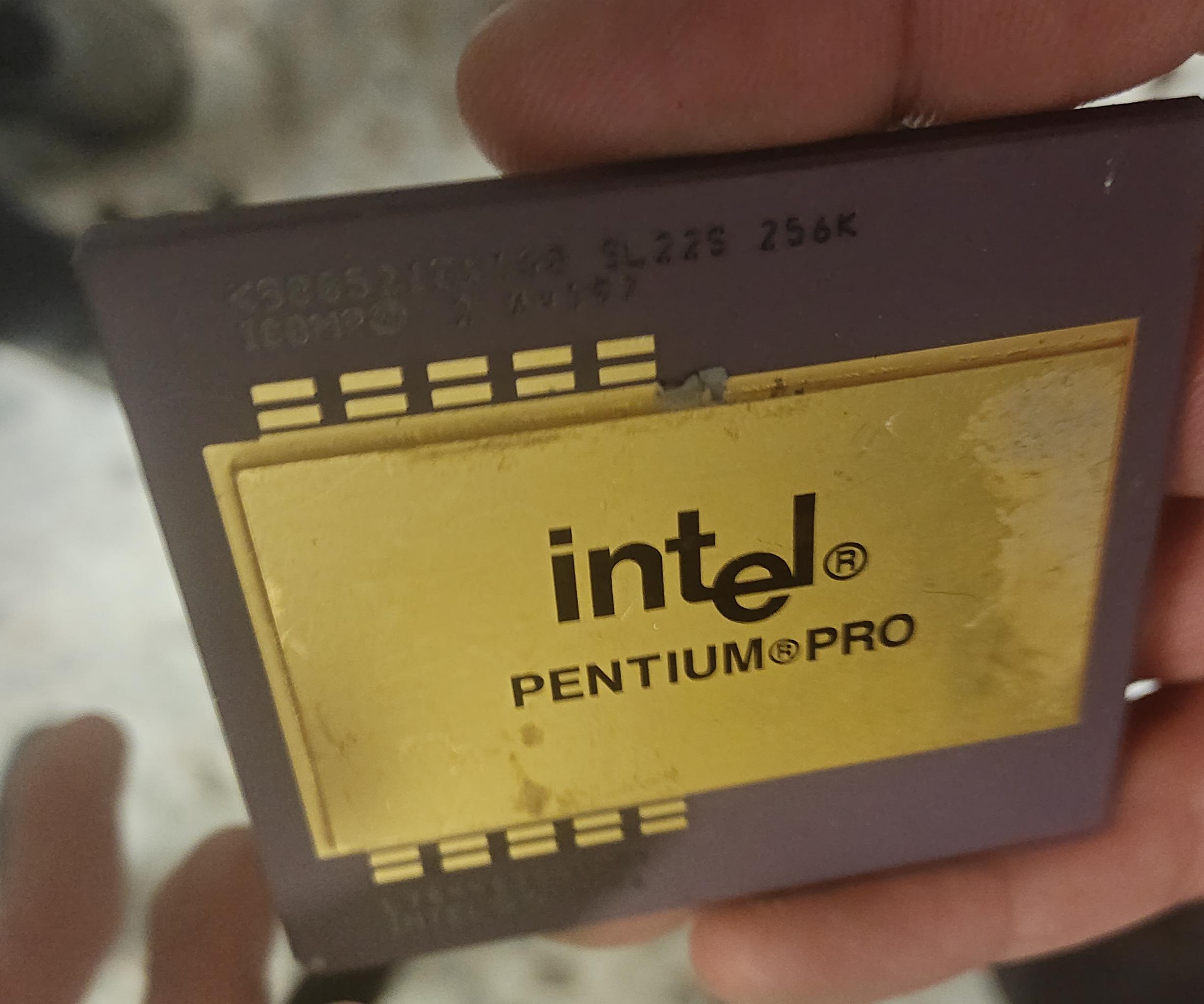Just found a 94's Pentium Pro CPU in my school's storage : r/intel