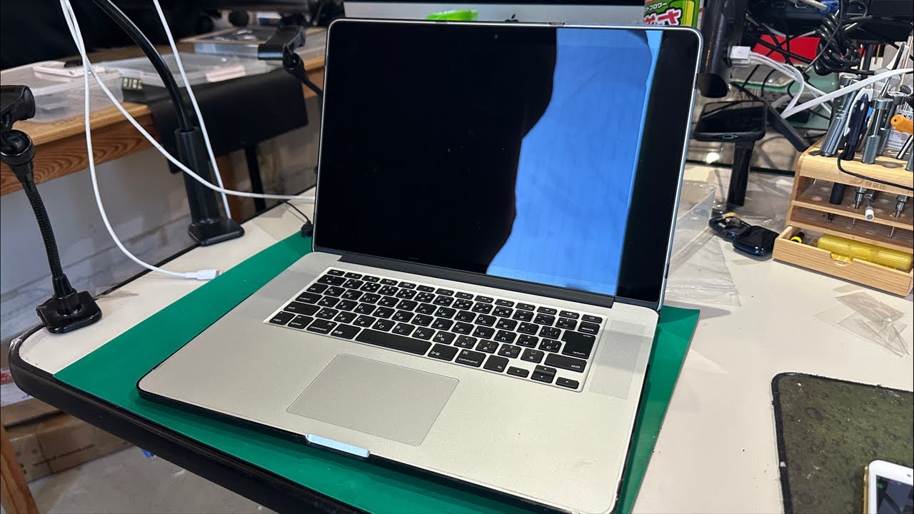 MacBook Pro 2013 15in A1398 起動しない原因不明トラブル