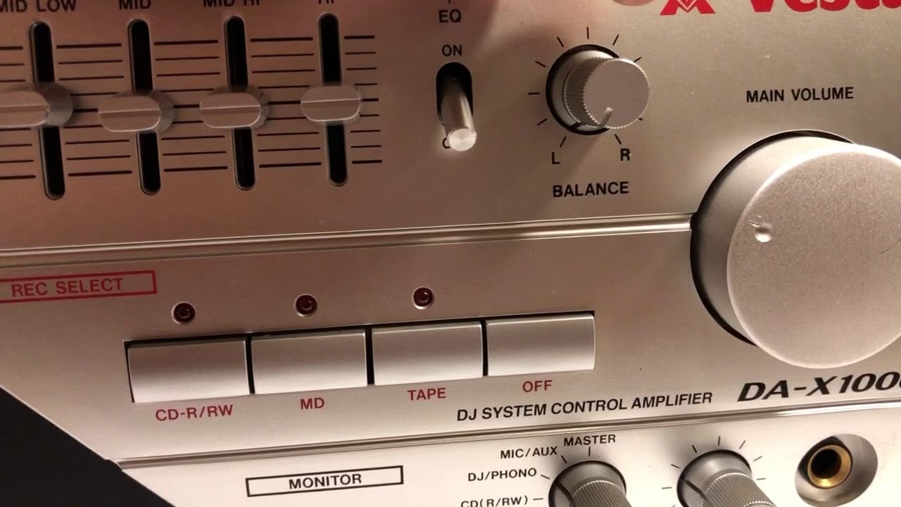 Vestax DA-X1000 test - YouTube