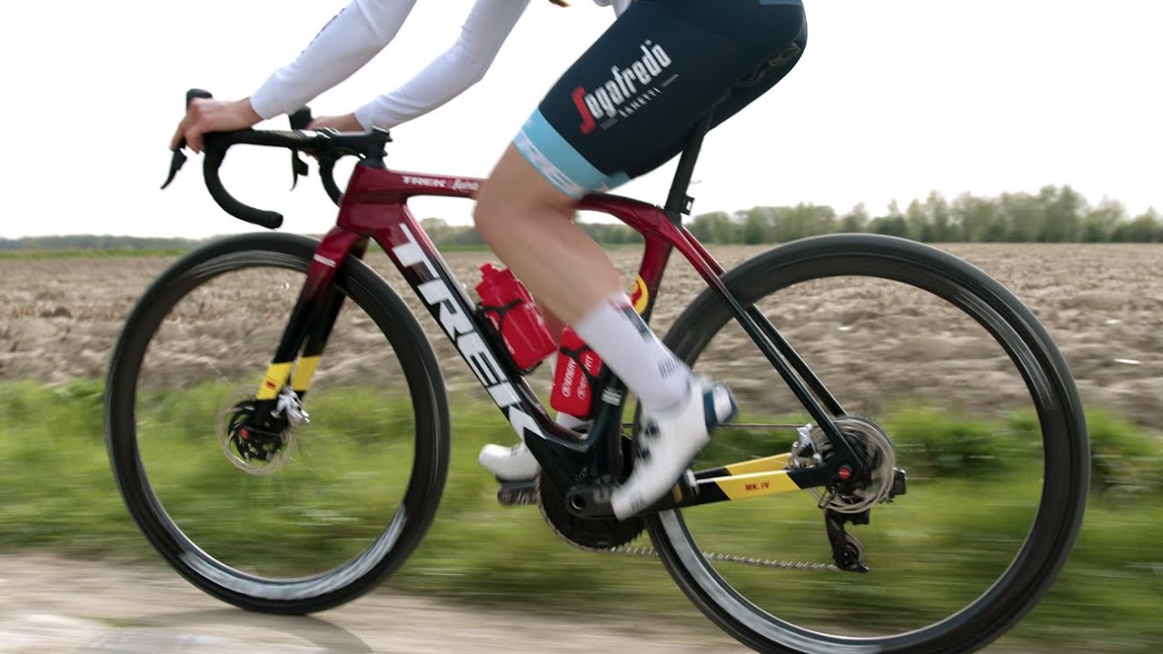 2024 TREK Domane SL 6 Gen 4 (¥659,890) | スターバイクス