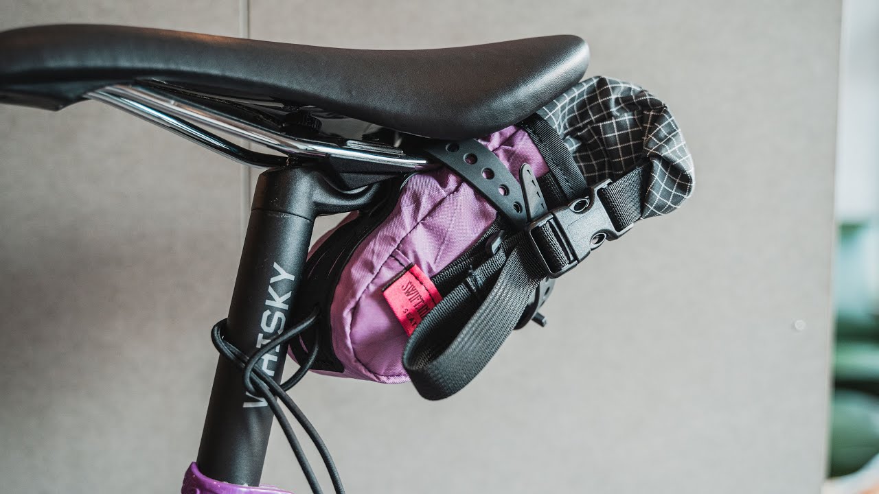 ロードバイクやマウンテンバイクに似合う格好良いコンパクトサドル