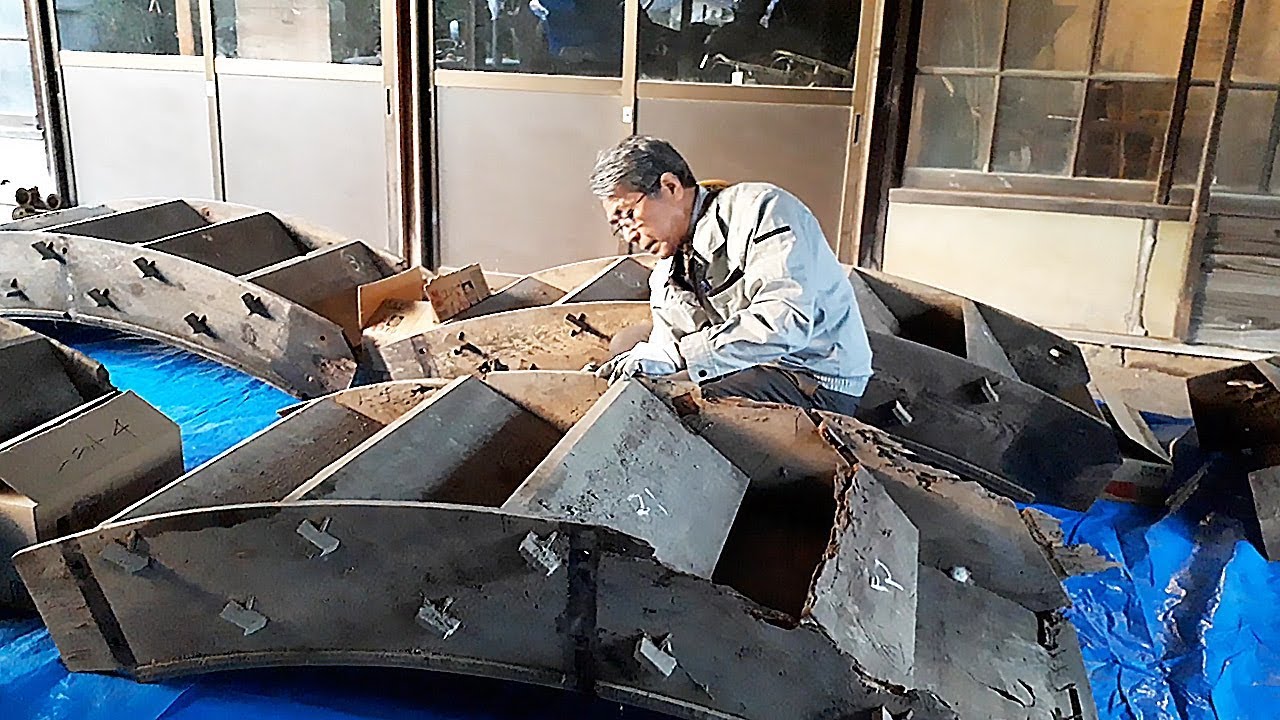 四国唯一の現存水車、来年復元へ 古い水車を解体 高松 - YouTube