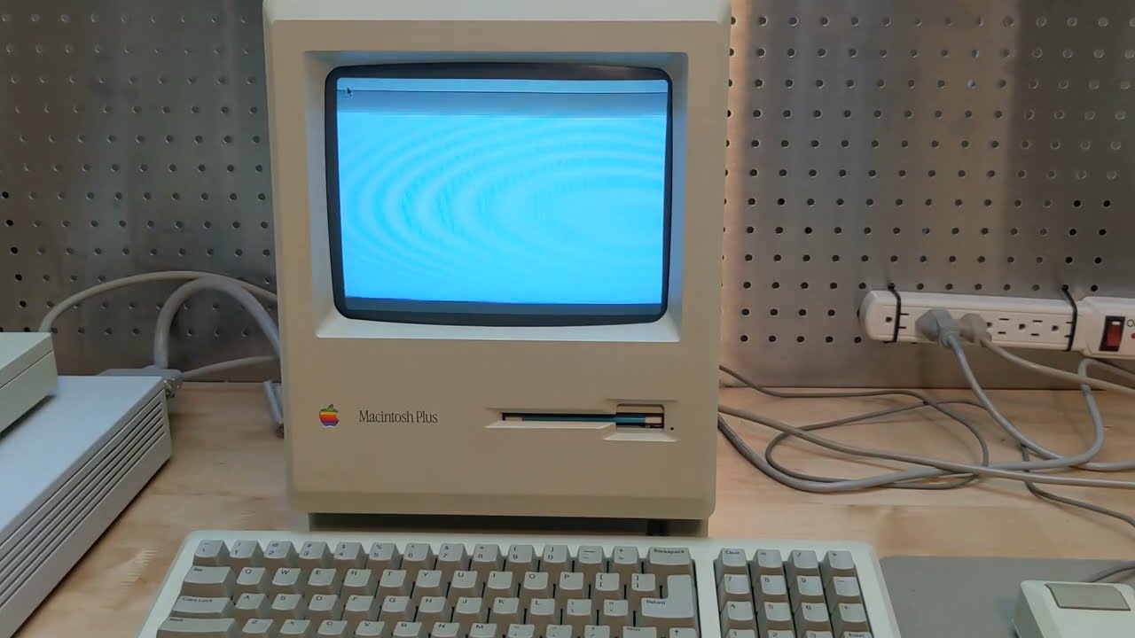 Apple Macintosh Plus - Overview and Restoration - YouTube