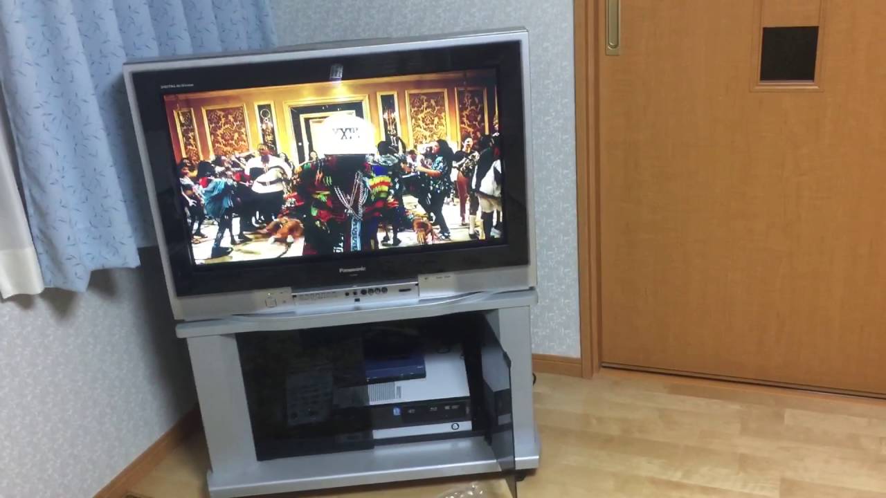 Panasonic ハイビジョンブラウン管 T（タウ） TH-32D60 - YouTube