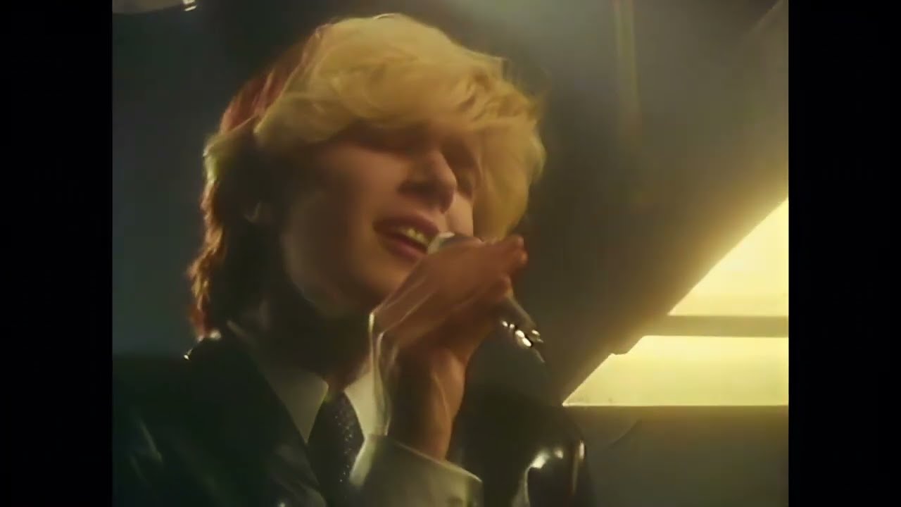 Japan - Gentlemen Take Polaroids Music Video (Remaster) - YouTube