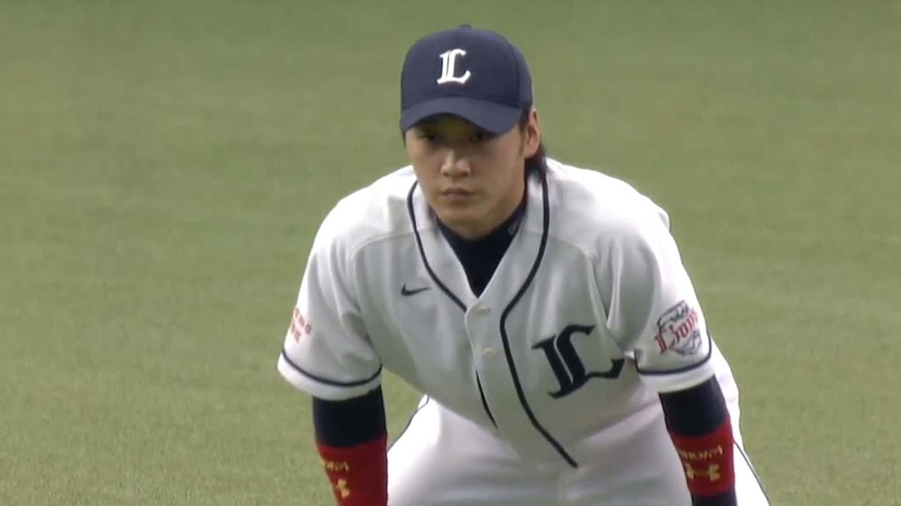守備力がエグすぎる】埼玉西武・永江恭平の見事なグラブさばき - YouTube
