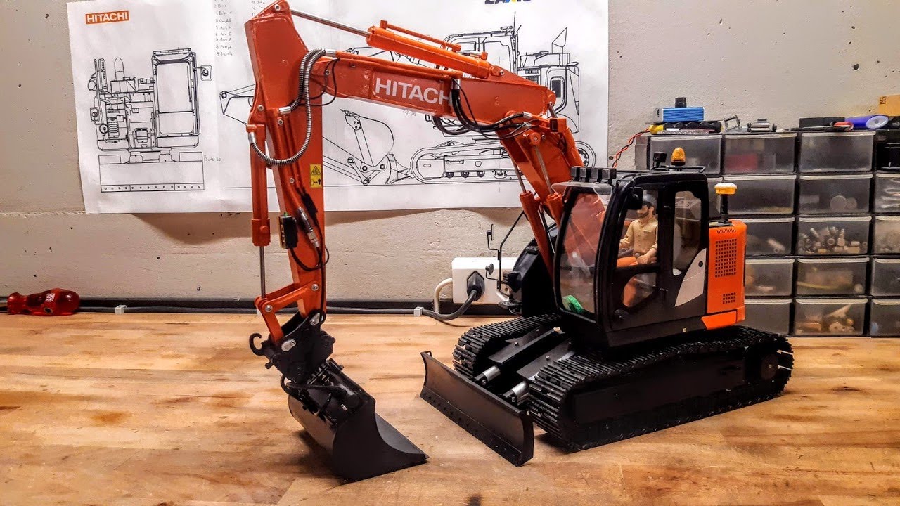 RC Hitachi ZX135 US 1/15 Scale excavator - YouTube