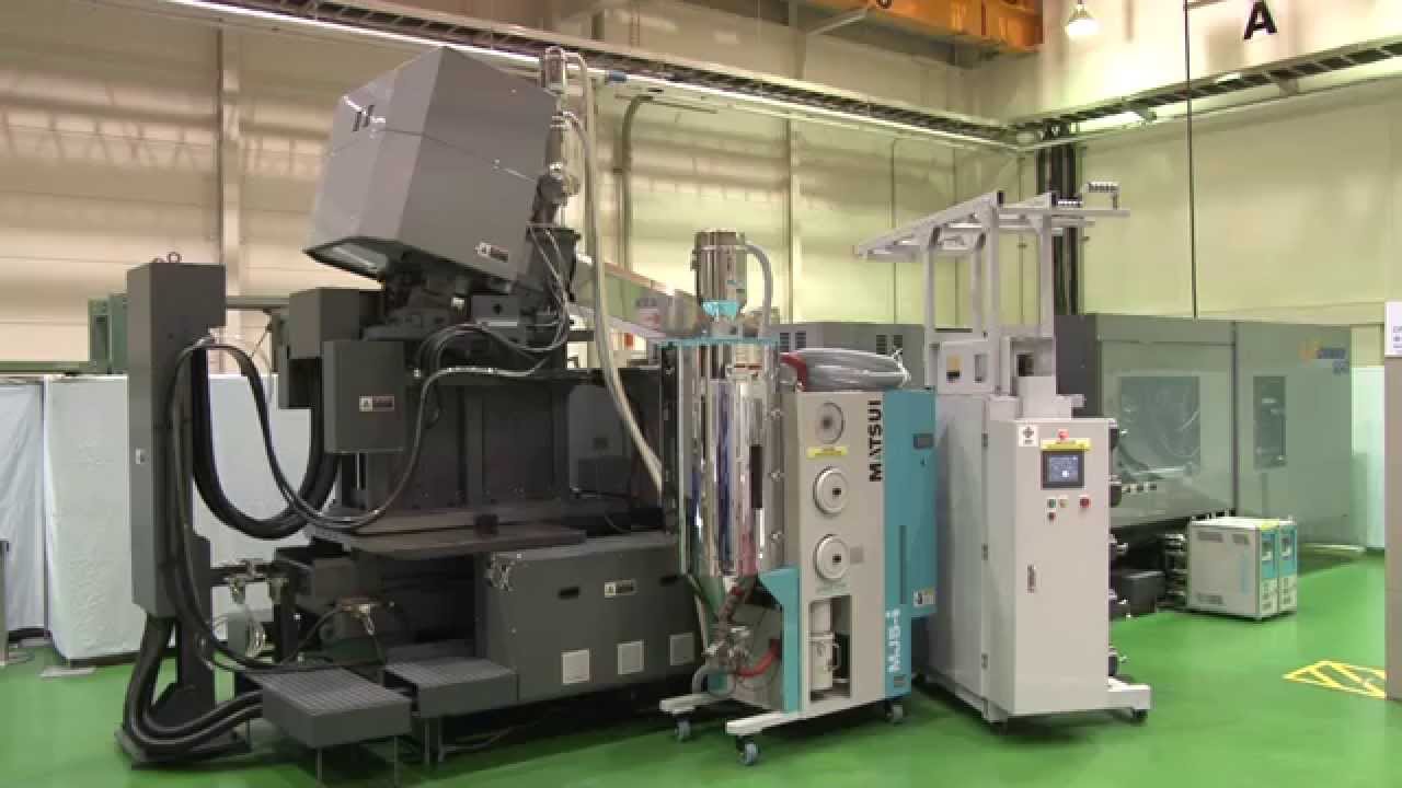 炭素繊維強化熱可塑性プラスチック（CFRTP）中型単軸オンライン