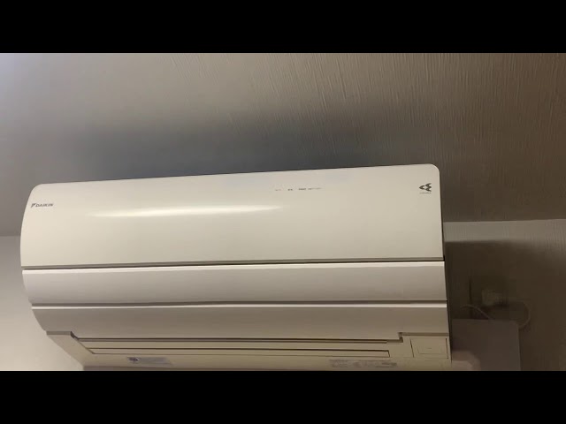 ダイキンのエアコン(2013年製)AN40PRP-Wのフラップの不具合、フラップ